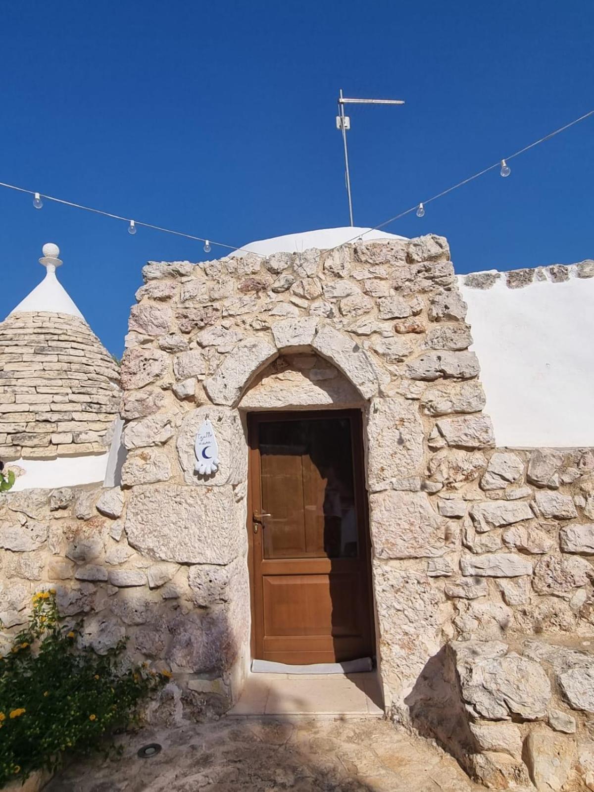 Trulli Di Spinaruta Alojamento de Acomodação e Pequeno-almoço